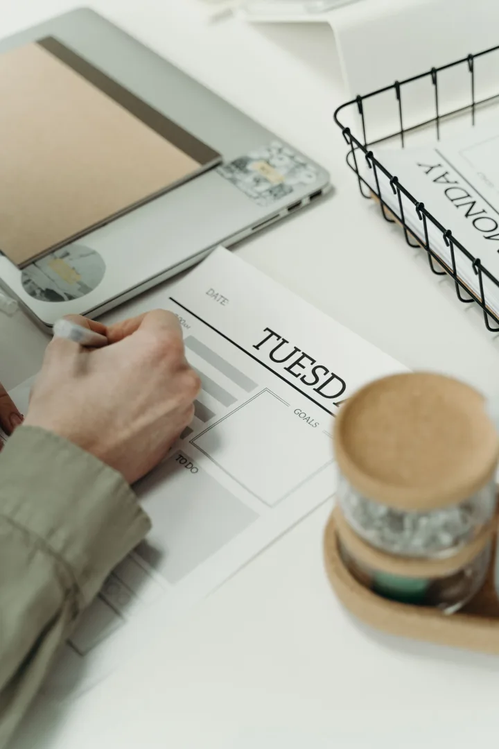 Construction Planning and Scheduling
